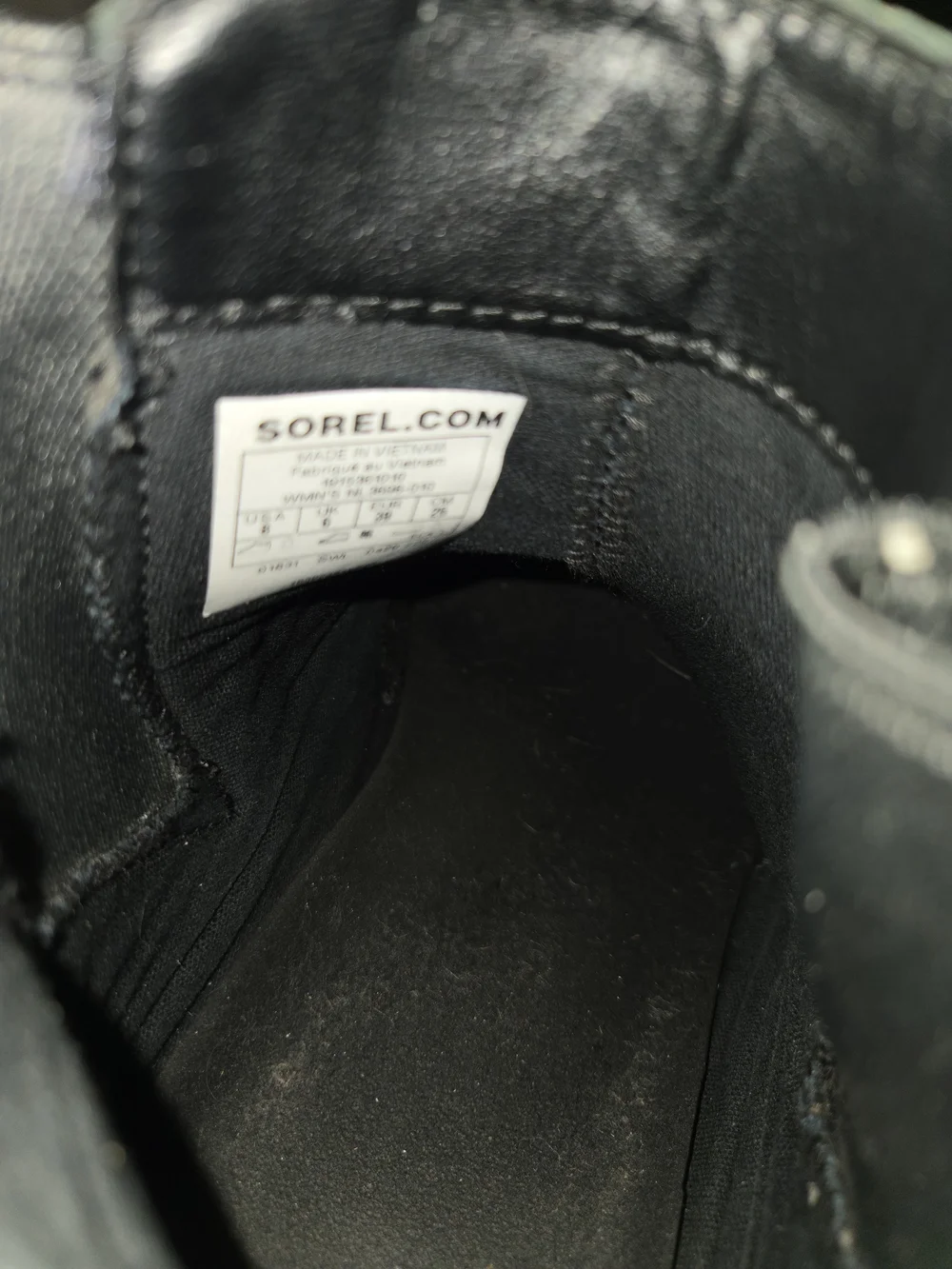 Sorel Black Leather Ankle Chelsea Booties
